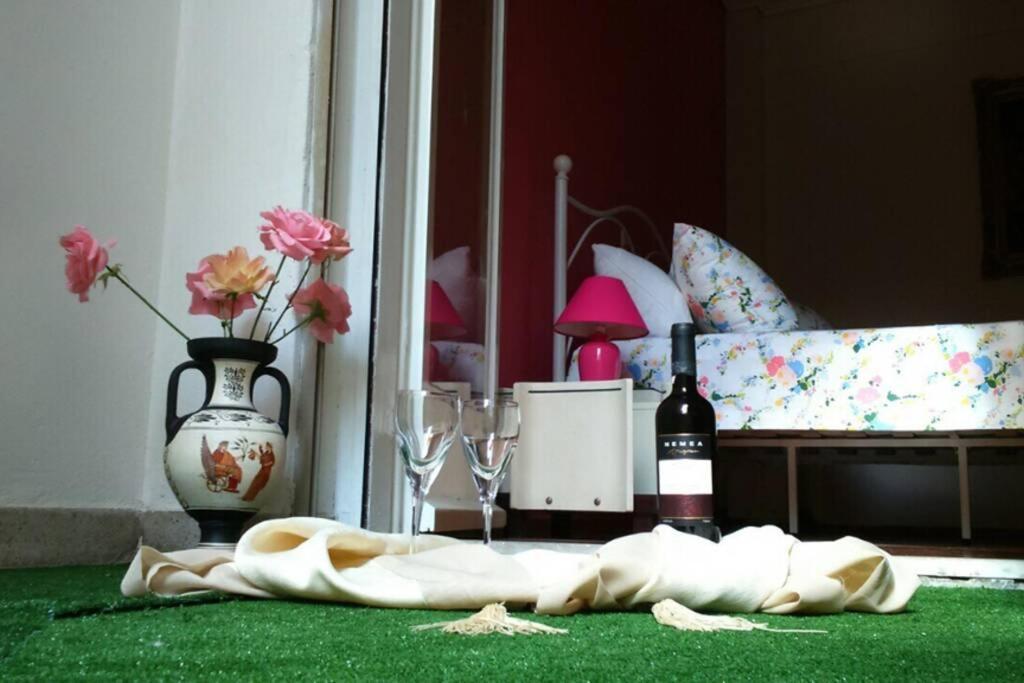 Classical Apartment In Acropolis Atenas Exterior foto